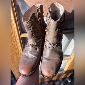 SOLD 😬Freebird Halo studded Leather Boots